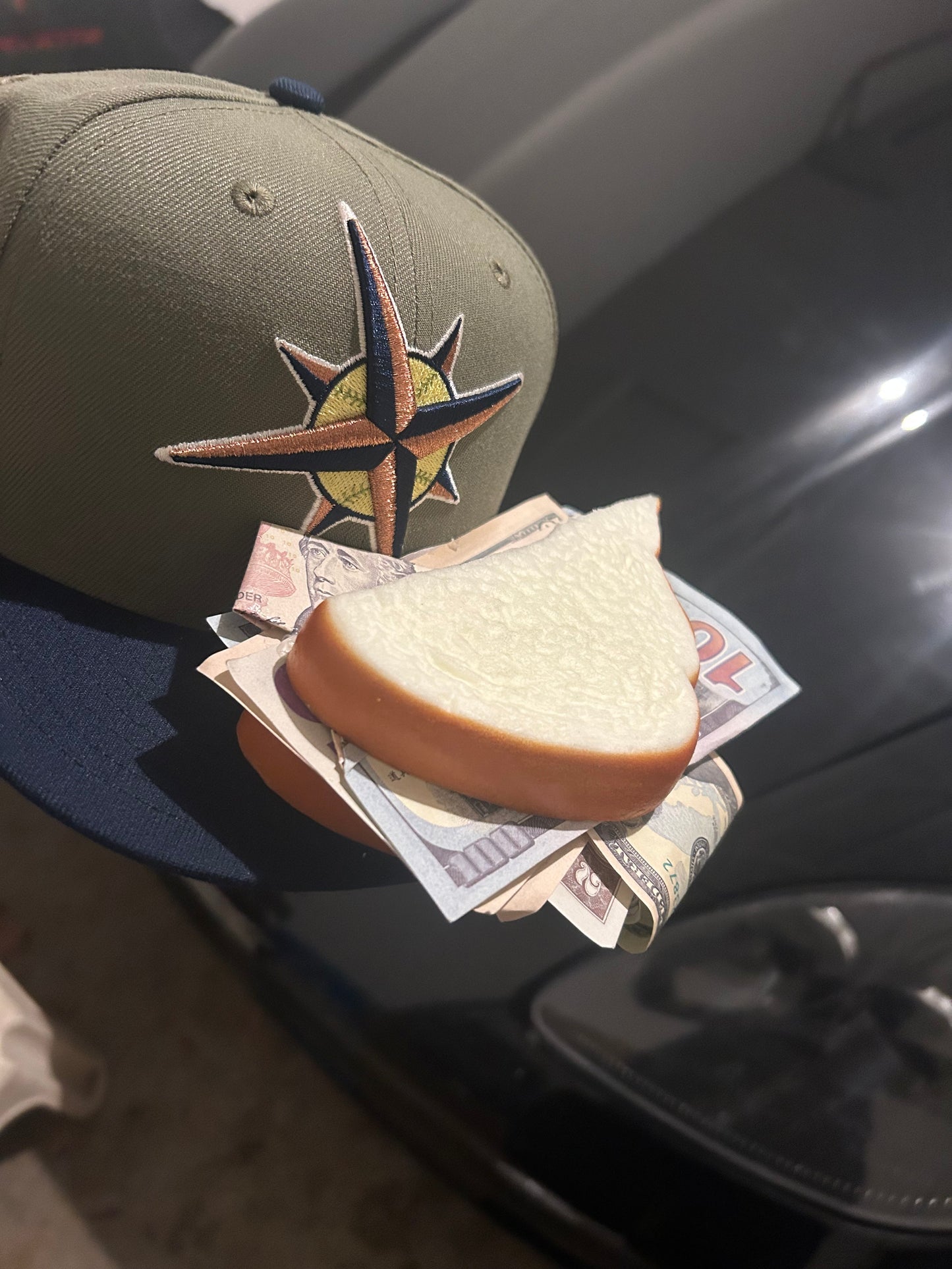 “Breadwinner Deluxe” Seattle Mariners Fitted (1of1)