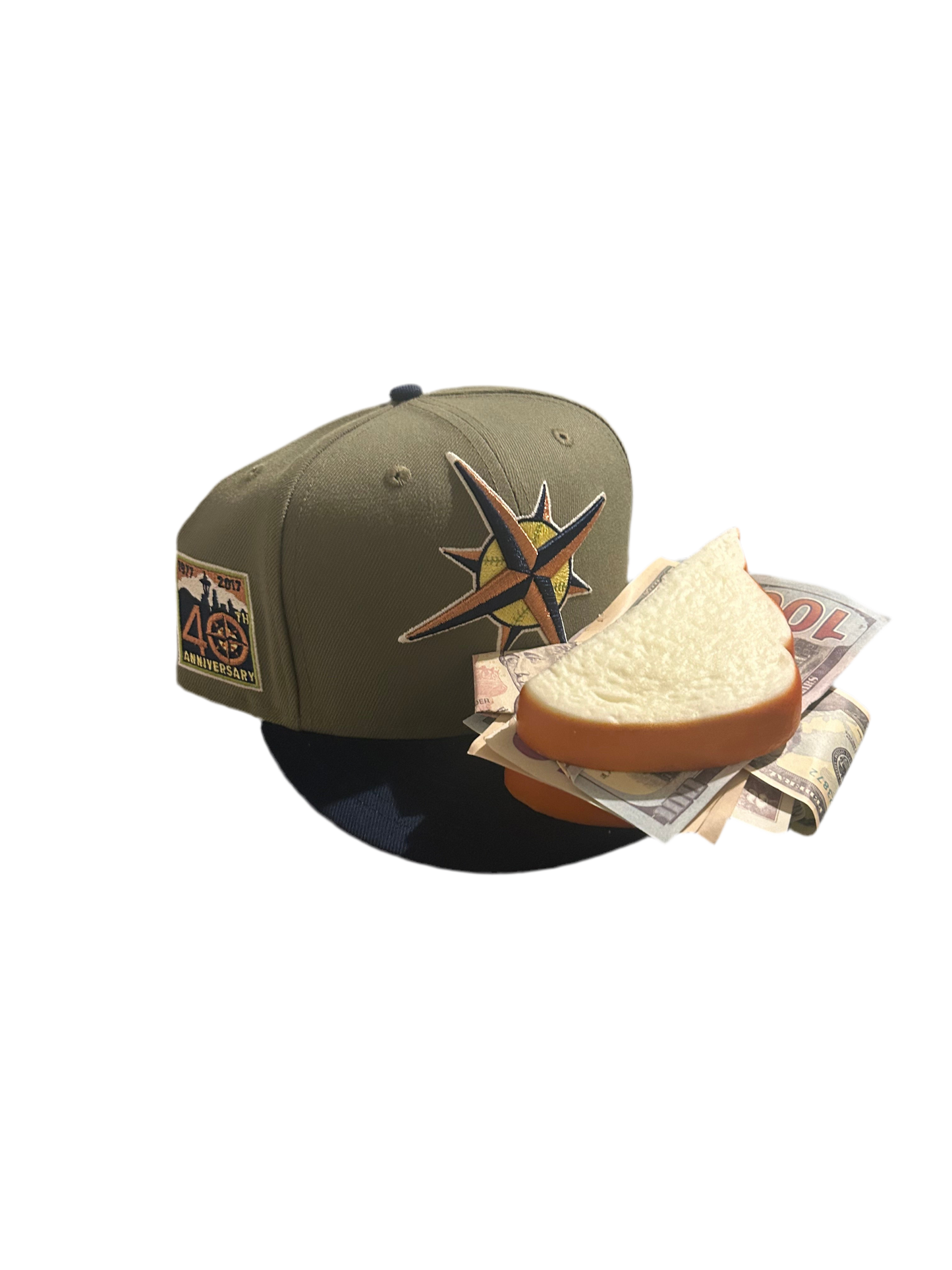 “Breadwinner Deluxe” Seattle Mariners Fitted (1of1)